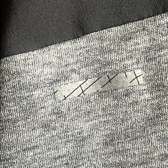 Nike running division long sleeve shirt - Picture 4 of 7